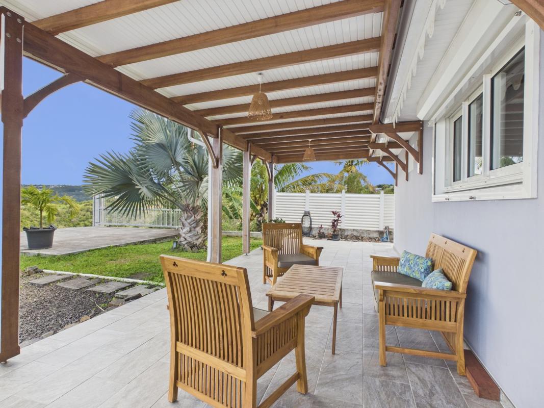 Location villa 3 chambre sainte luce - terrasse devant